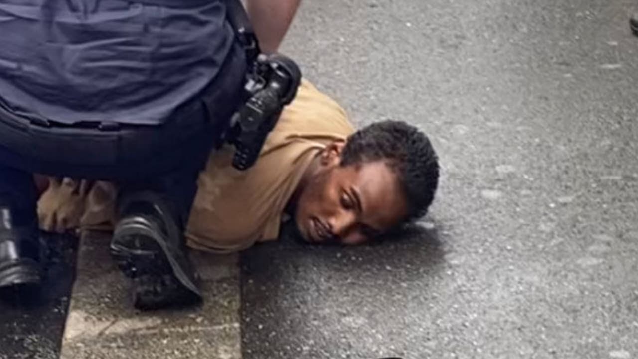 Mesaanvaller uit W&uuml;rzburg is een 24 jarige man uit Somali&euml; die voornamelijk vrouwen heeft vermoord