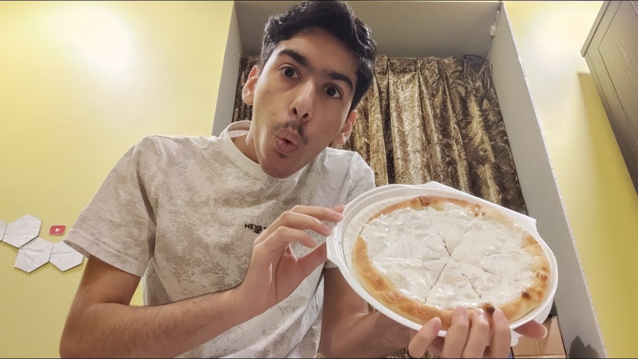 جربت بيتزا اللبنة 😋 