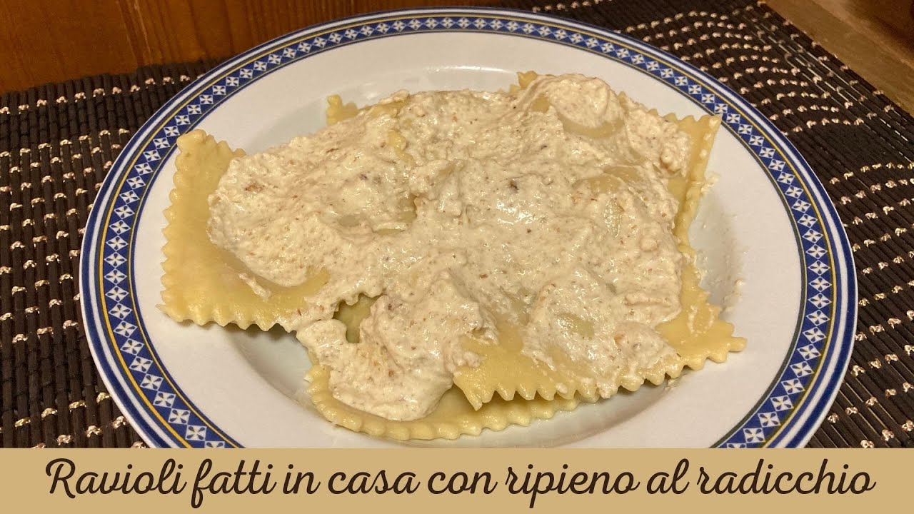 Ravioli fatti in casa con radicchio