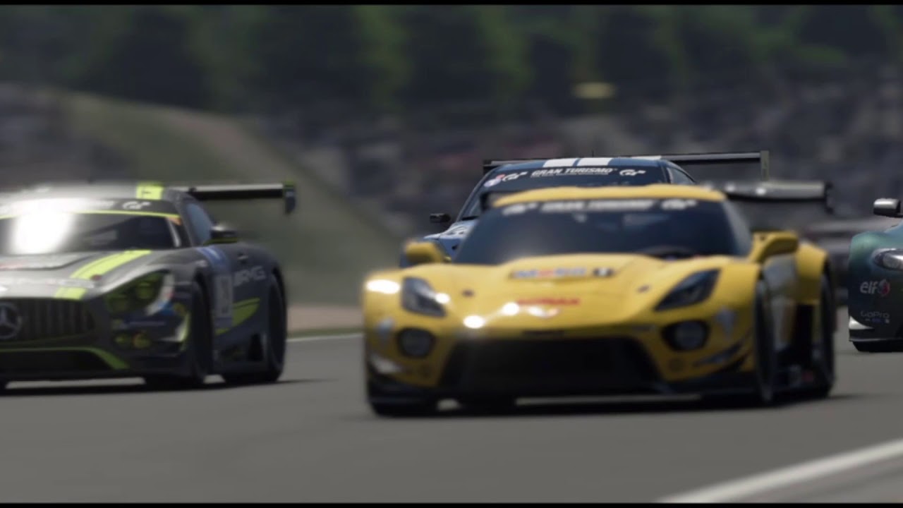 GT Sport - Moon Over the Castle