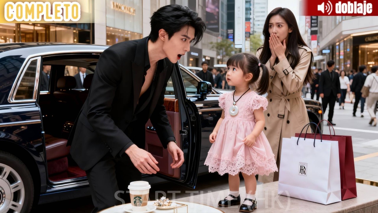 Chica de18 huye tras aventura con CEO.Cinco años después, al ver una mini versión de él, ¡enloquece!