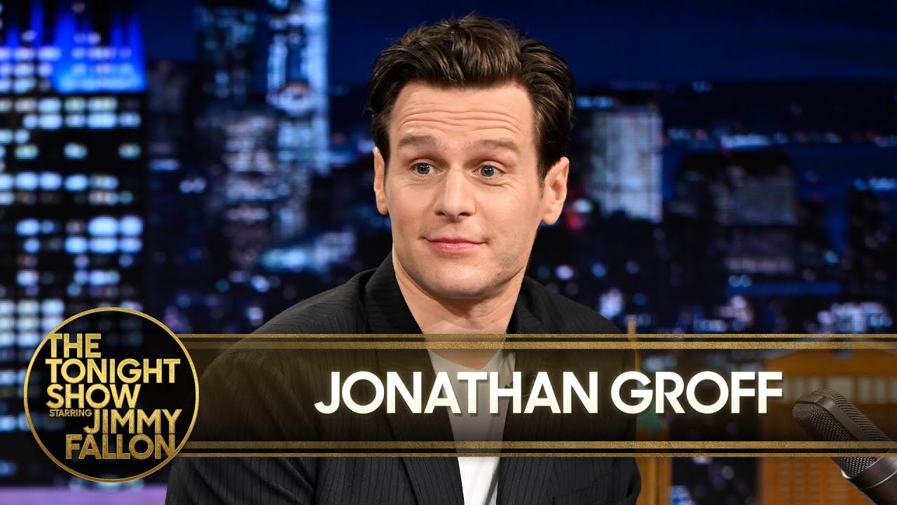 Jonathan Groff Shares Photo in 