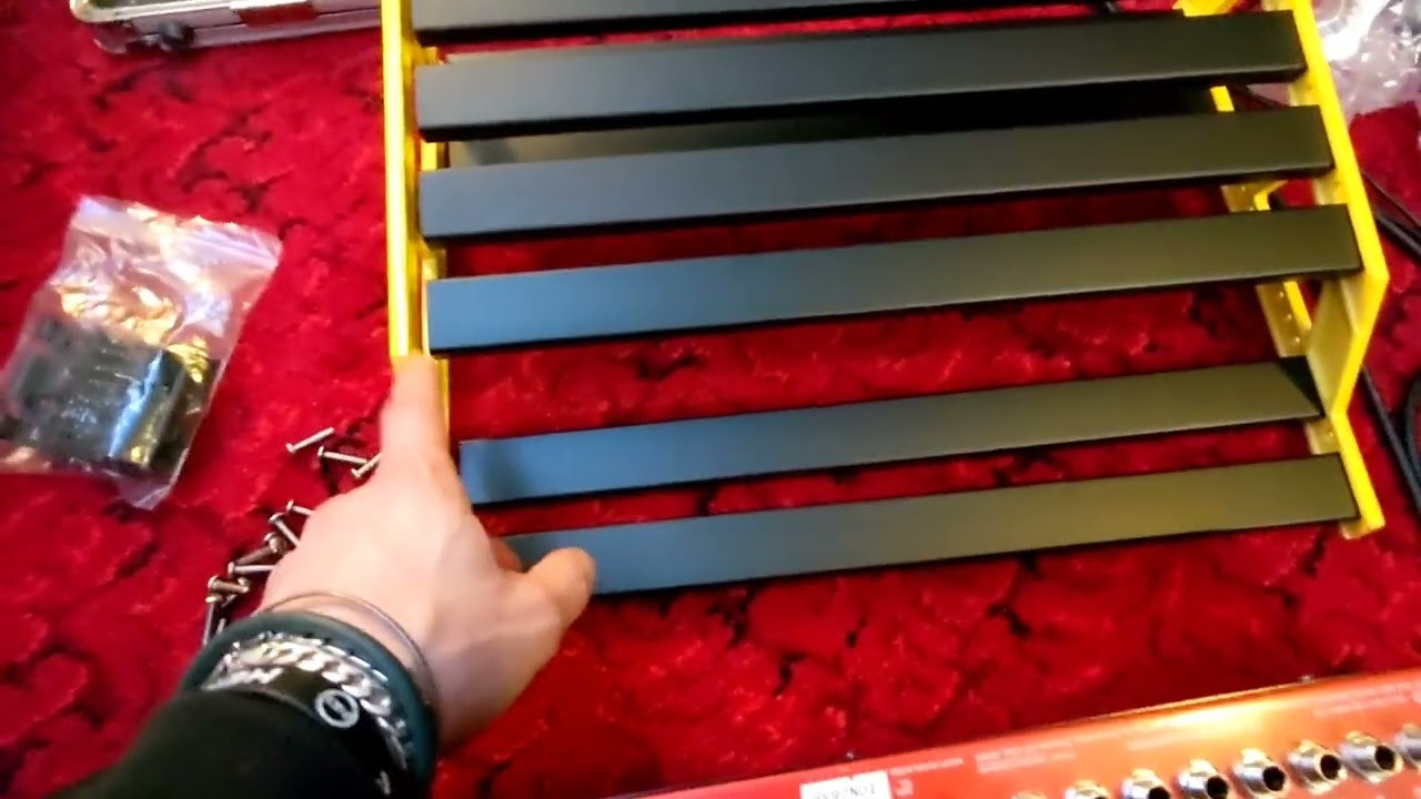 RC-600 and NUX Bumblebee Large Pedal Board Assembly