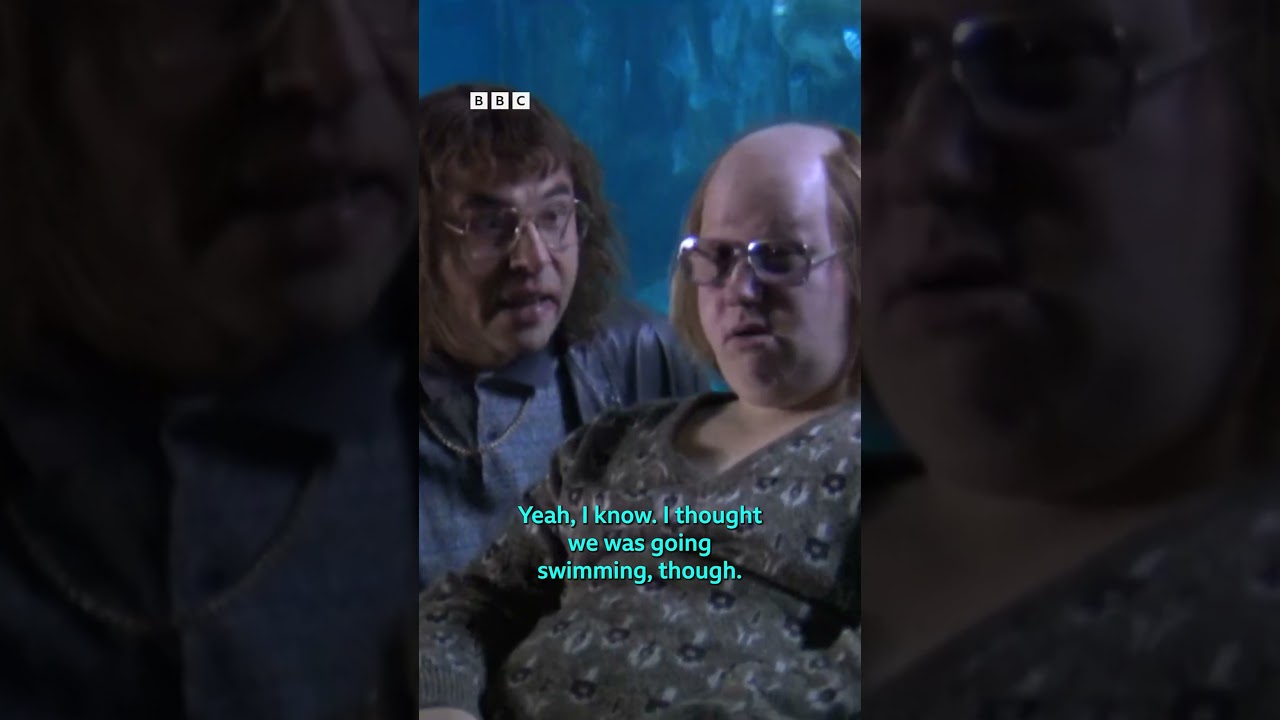 andy takes a dip... #lucasandwalliams #comedy #littlebritain #louandandy