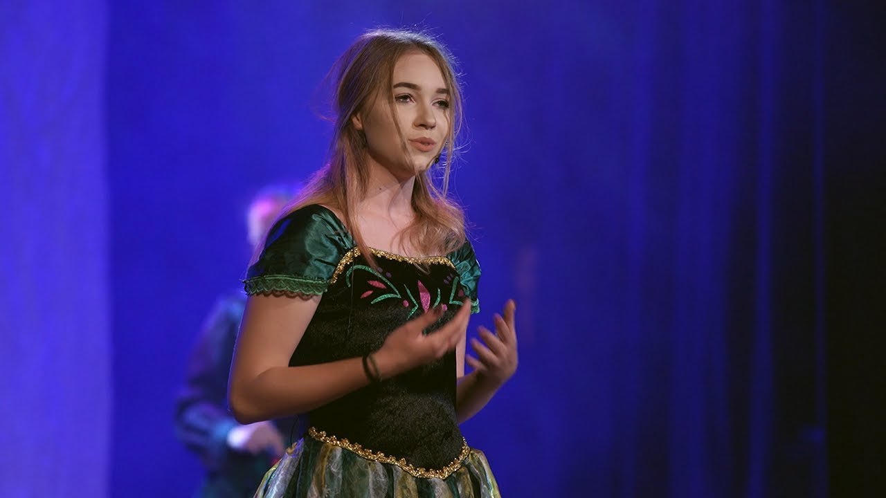 Pierwszy raz jak sięga pamięć - For the First Time in Forever, Patrycja Chwała jako Anna