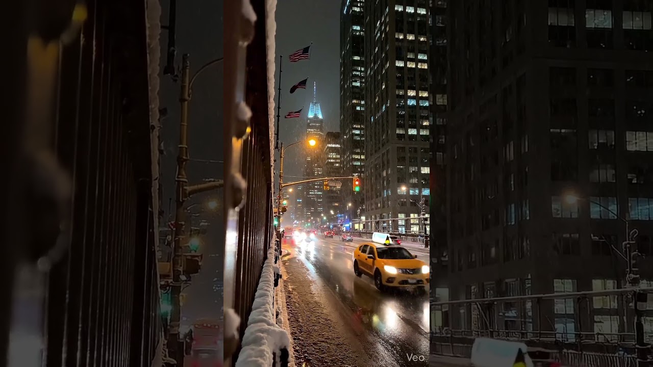 Experience a calm cinematic night drive thr, ambienceand peacefulThis video uses AI-generated visual