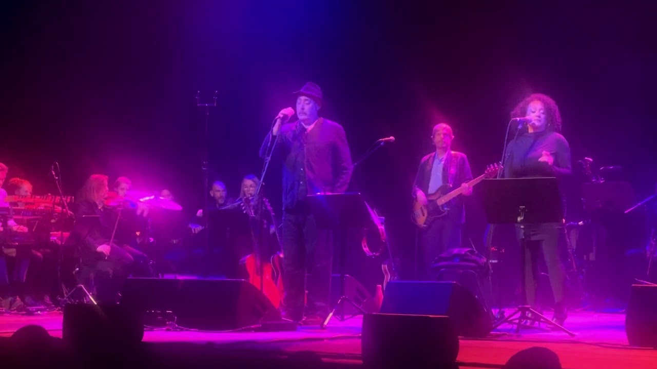 Travelling Light - TINDERSTICKS live@Carre Amsterdam 11-3-2025