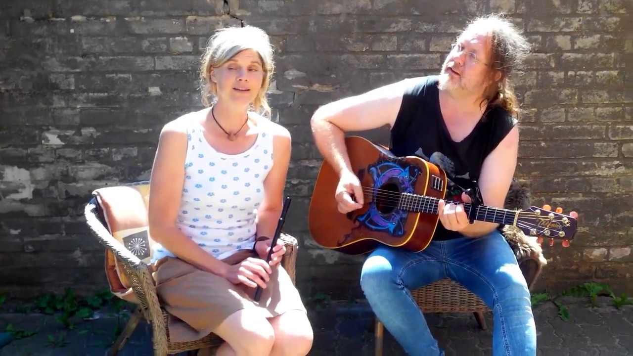 Lieder an einem Sommernachmittag- Über den Berg ist mein Liebster gezogen (B. Wegner)