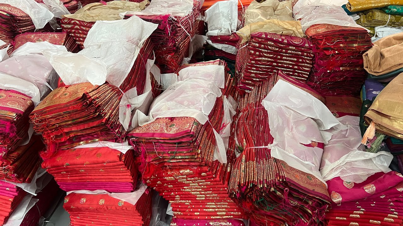 Parnika India Saree Wholesale Market Surat 1100 मे 10 साड़ी silk saree work saree print Saree 