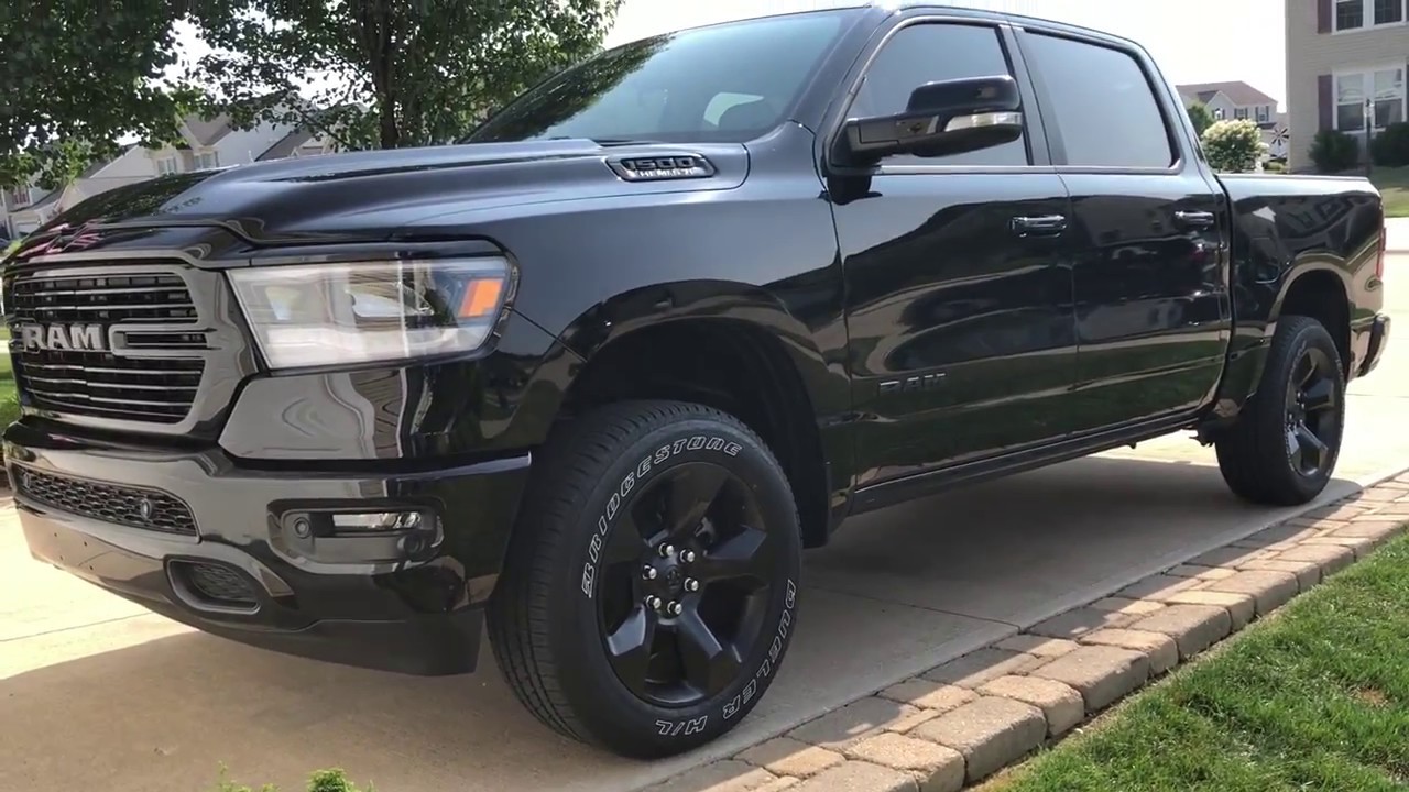 2019 RAM 1500 Rough Country 2