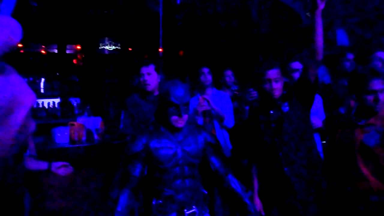 Show batman coco bongo cancun