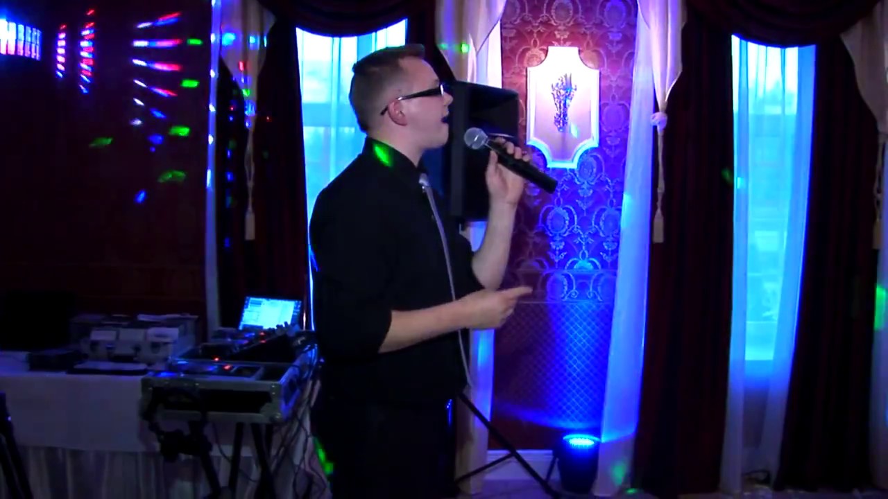 Prezenter POLO TV śpiewa Claptona! Wojciech Grodzki - prezent Młodej Parze!