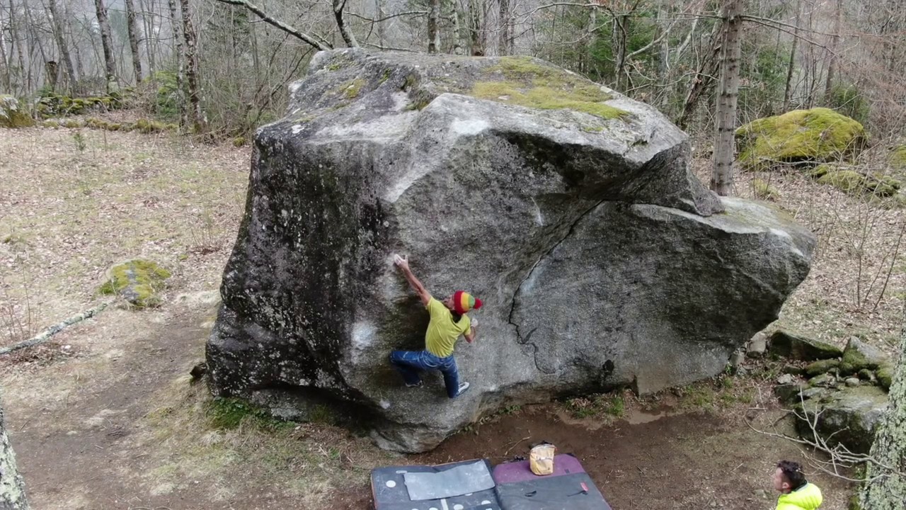 Melloblocco Version, 7b (sit). Val Masino
