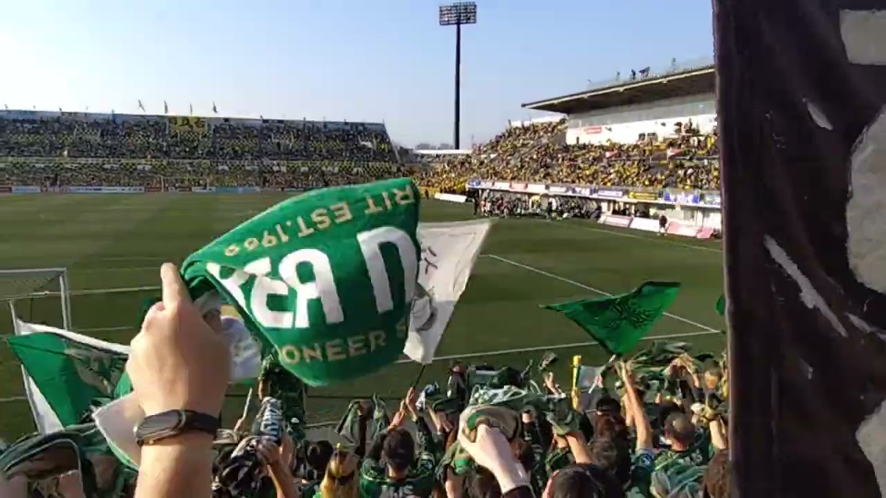 勝利を喜ぶ東京ヴェルディサポーター 柏レイソルvs東京ヴェルディ 三協フロンテア柏スタジアム J1特別大会第2節 2026/2/15