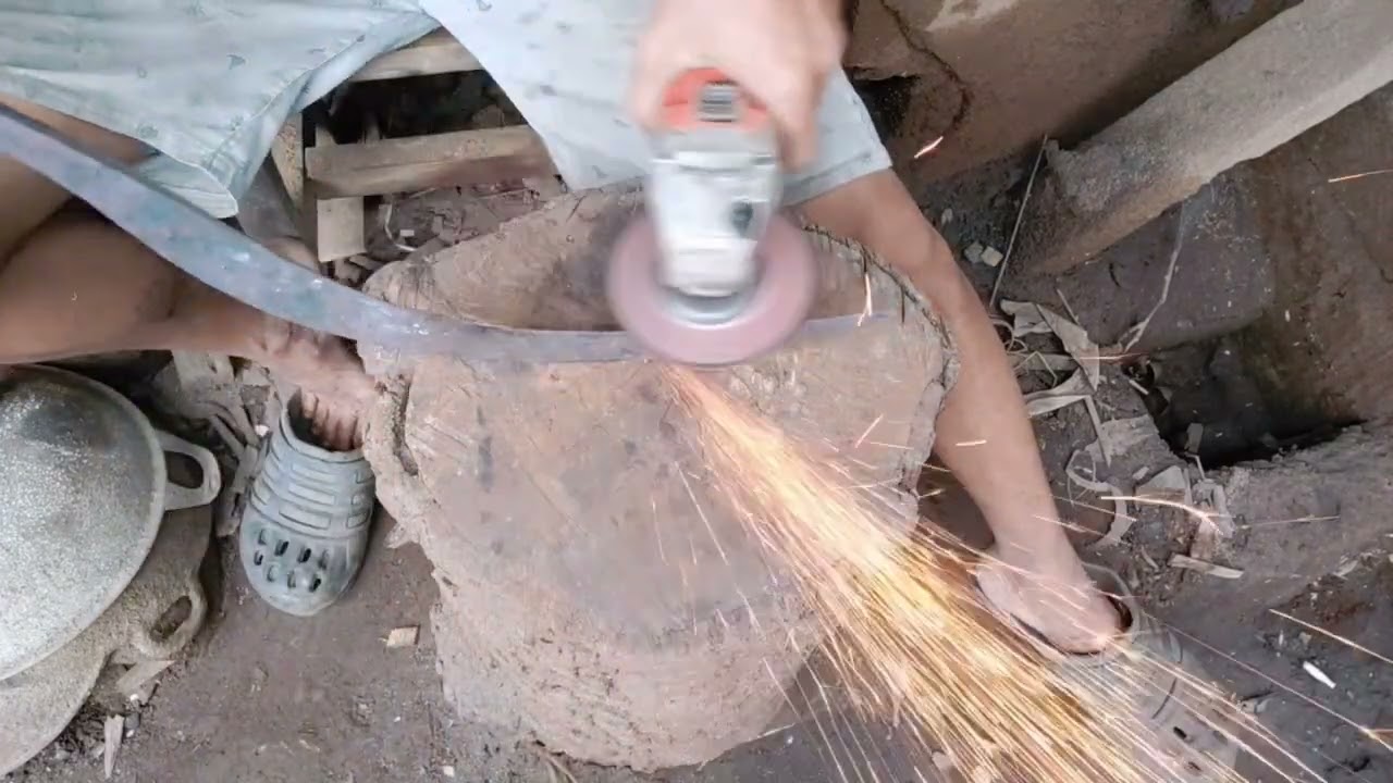 proses pembuatan clurit bulu ayam dari bahan baja per super tajam..