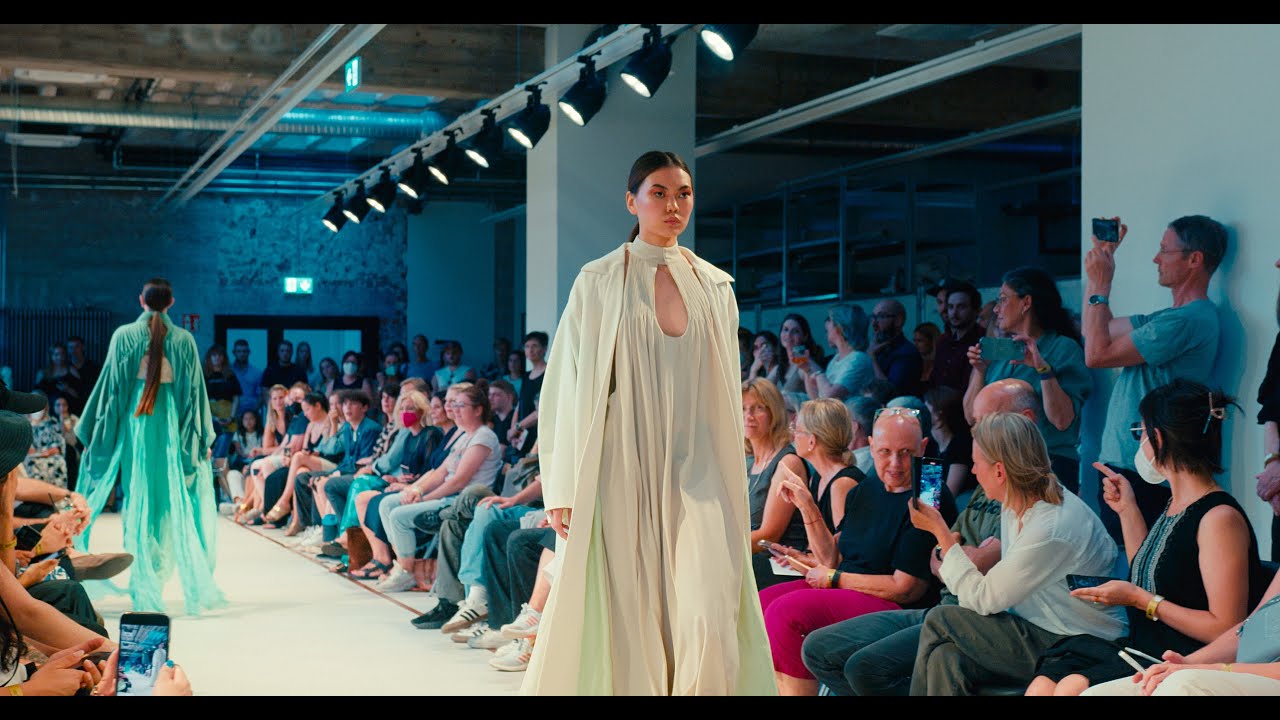 social core   fashionshow July 2022
