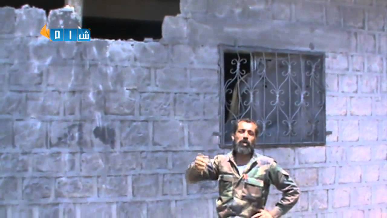 شام الدمار في أحد منازل المدنيين جراء القصف على بلدة كورين بريف ادلب 26 5 2014 جـ1