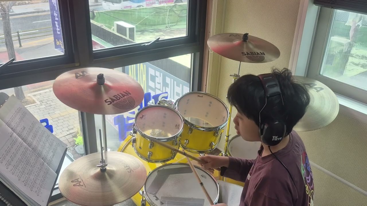 [충주 예성 실용 음악학원] 레슨생 루호 학생   러브홀릭스(Loveholics) - Butterfly  드럼 연주영상