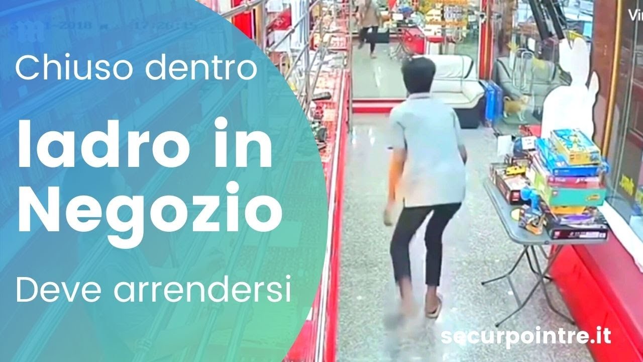 furto e rapina in gioielleria . Ladri chiusi dentro il negozio .