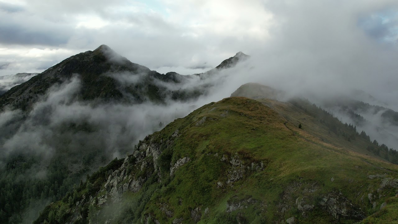 Gasselh&ouml;he - Flug &uuml;ber den Wolken