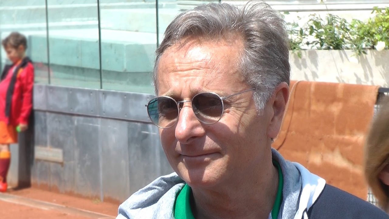 Paolo Bonolis in campo al Tennis and Friends - Real audio