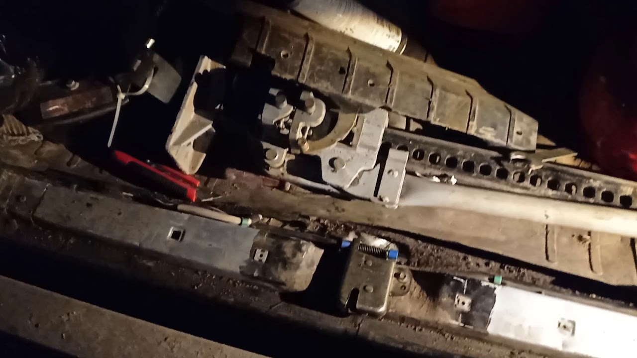 ремонт замка багажника ВАЗ нива