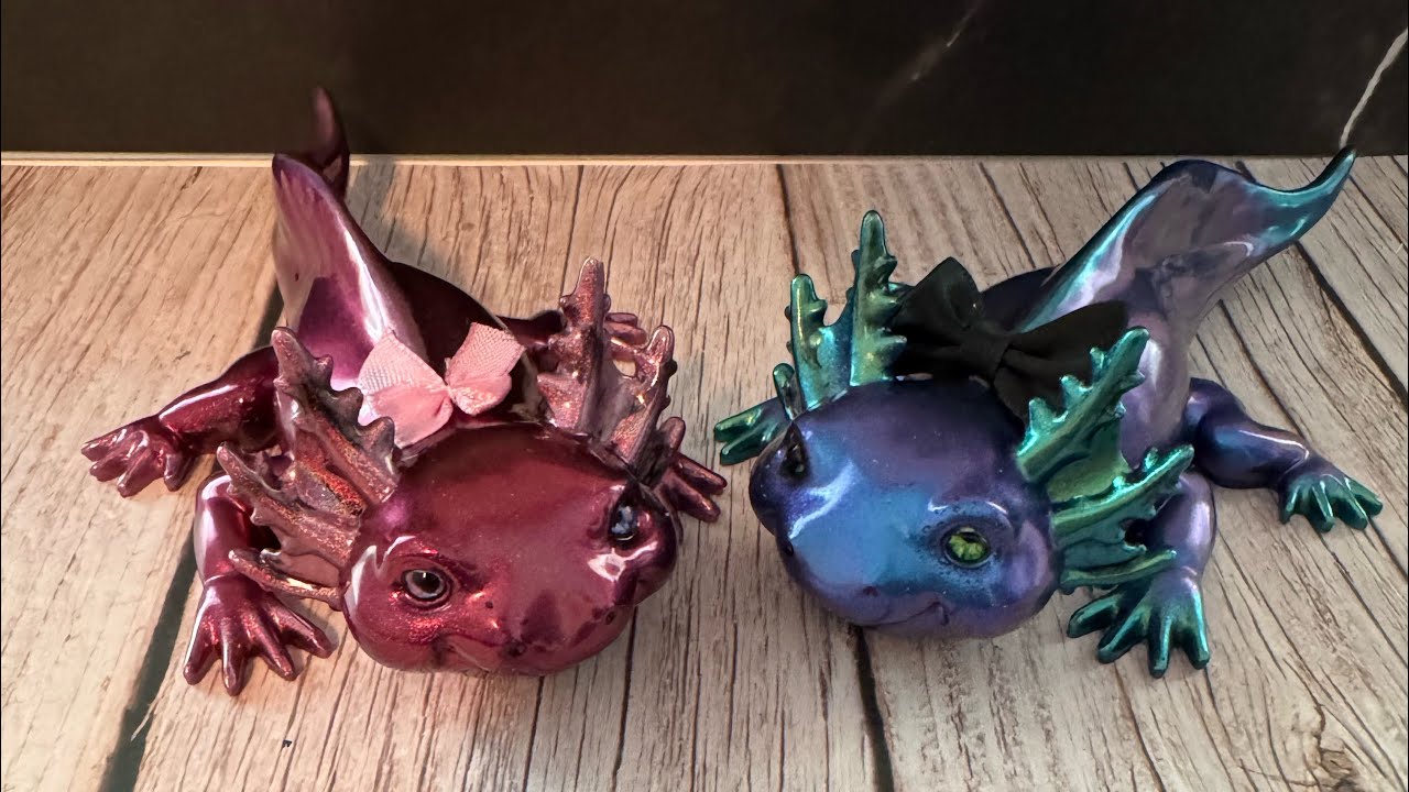 363- Today we are testing the new bond craftor black epoxy resin making axolotls and extras