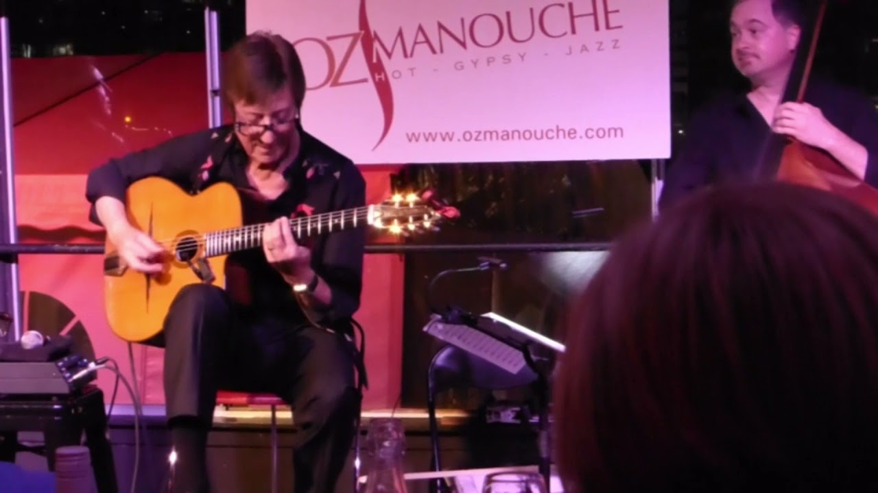 HANK MARVIN 'NUNZIO MONDO' BRISBANE 2015