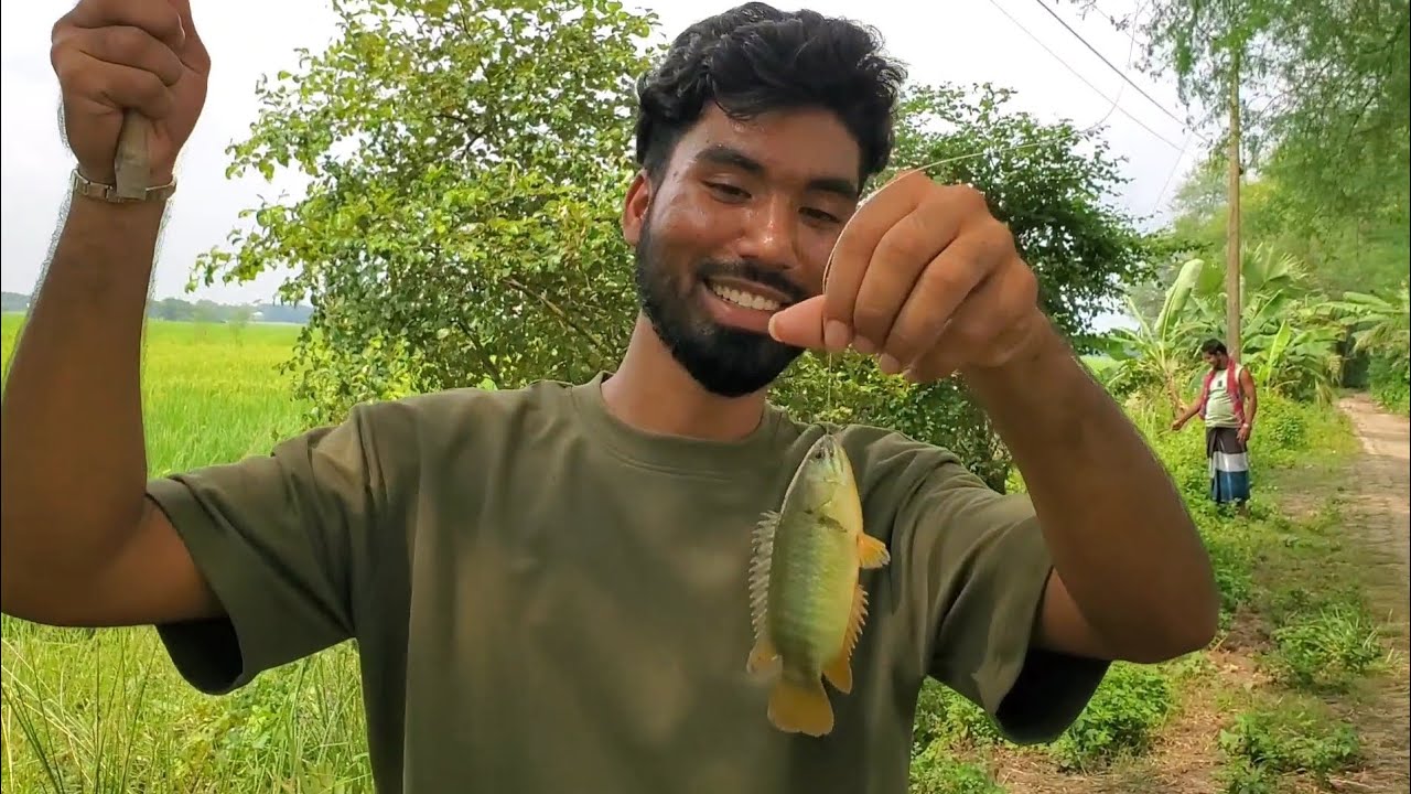 মাছ মারতে গিয়ে অনেকগুলো কই মাছ পেলাম আজকের ভিডিওতে village video 99 