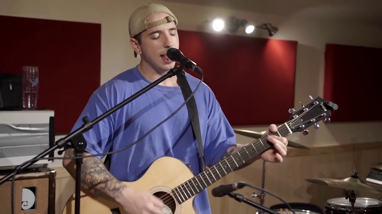 Mat Kerekes: Low (Live Acoustic)