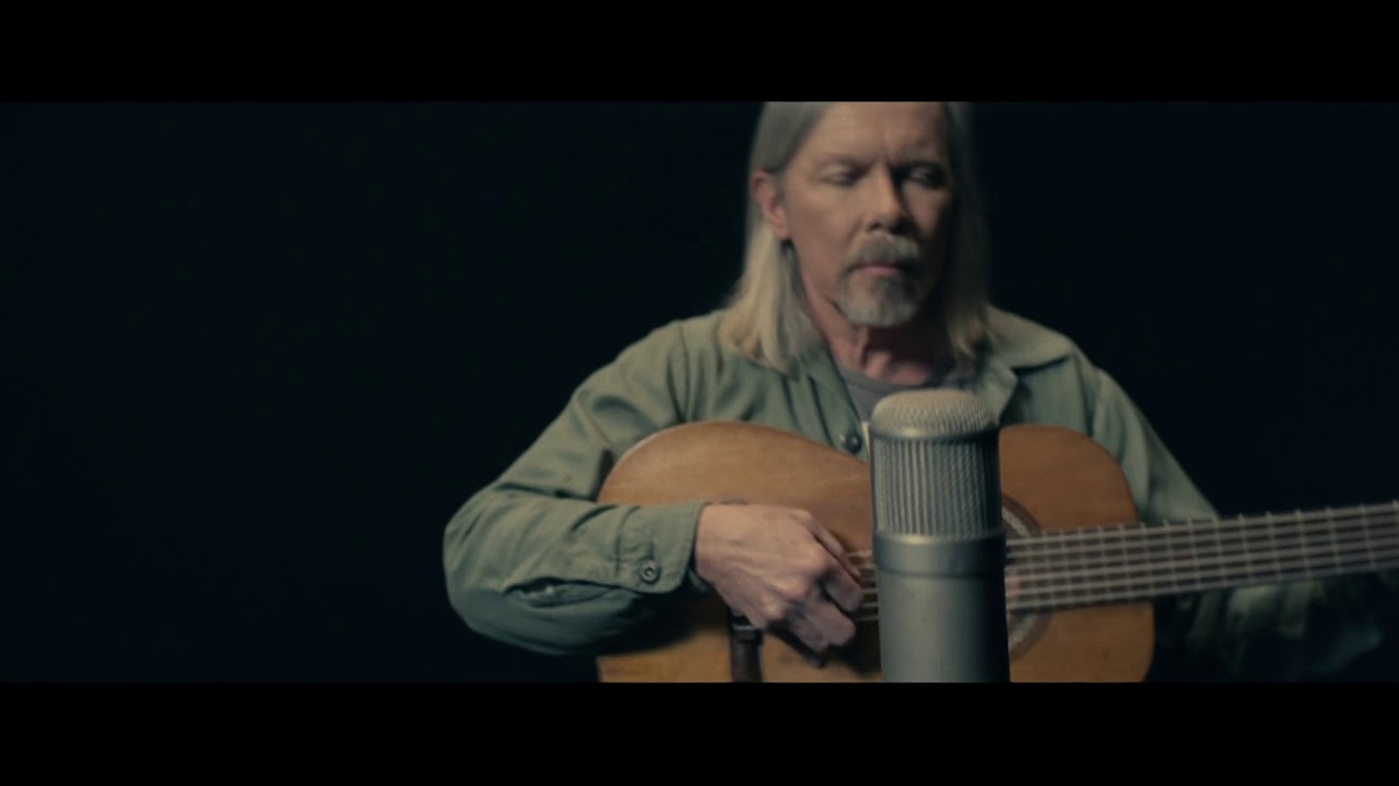 J.Karjalainen - Mä käännyn hiljaa pois akustinen versio