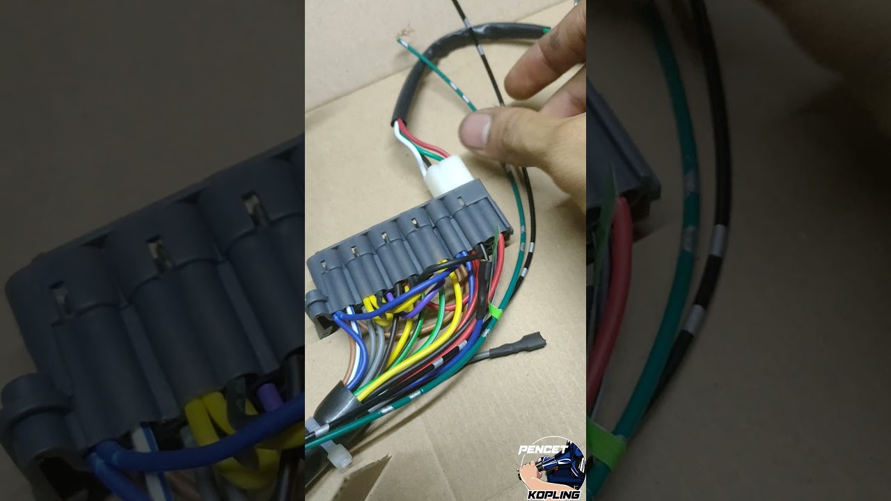 Pemasangan paket Alarm & remote starter vespa excel