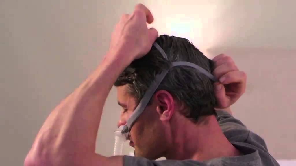 ResMed AirFit&trade; P10 - Fitting your nasal pillows mask