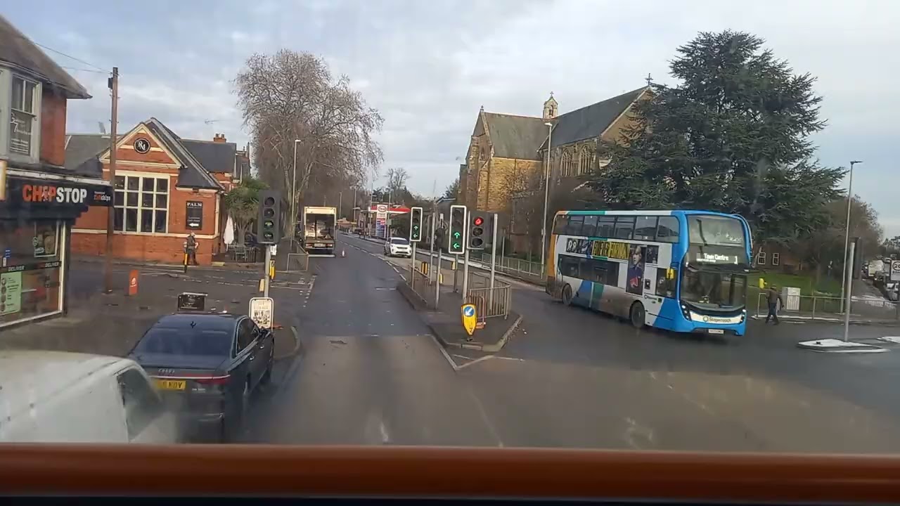 16 bus going to Northampton 