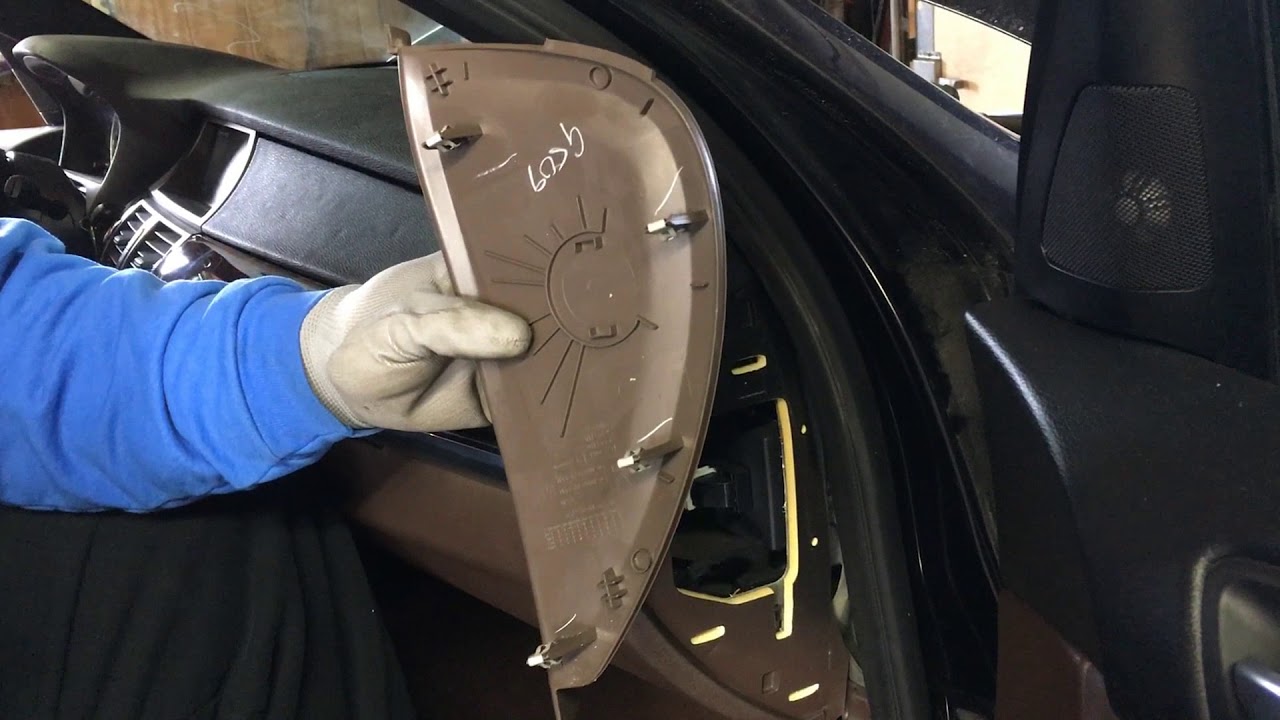 BMW X5 E70 HOW TO OPEN GLOVE BOX STORAGE COMPARTMENT POWER FAIL MANUAL
