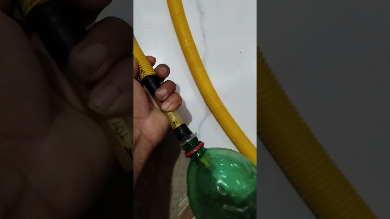 como  desentupir ralo usando garrafa pet e uma mangueira corrugada
