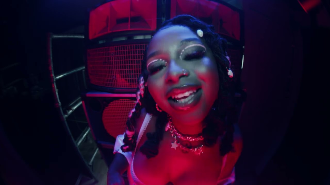 Nadia Rose - Rooftop (Official Music Video)