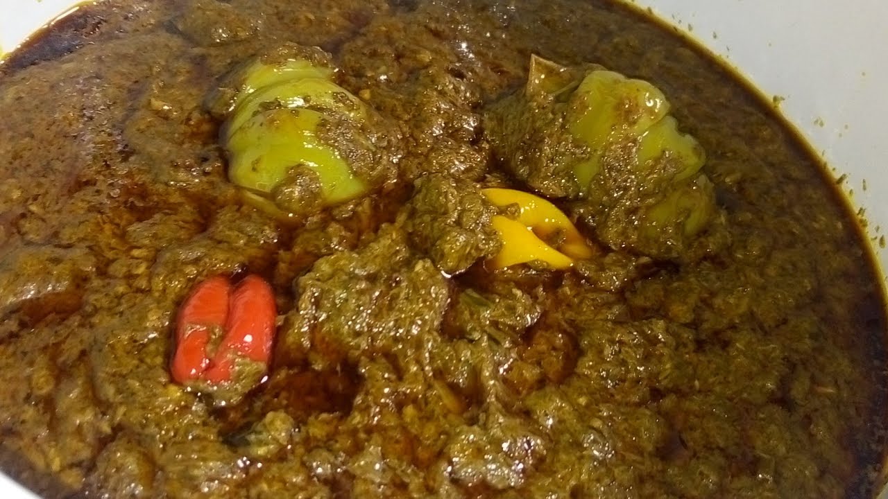 mborokhé sauce feuille de manioc à la pâte d'arachide a ma façon Plassas Mafé haco bantara