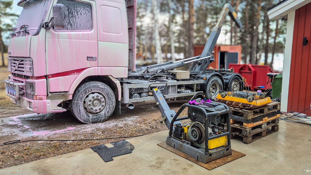 Fixing a Free Compactor and Hauling In Gravel With My Truck