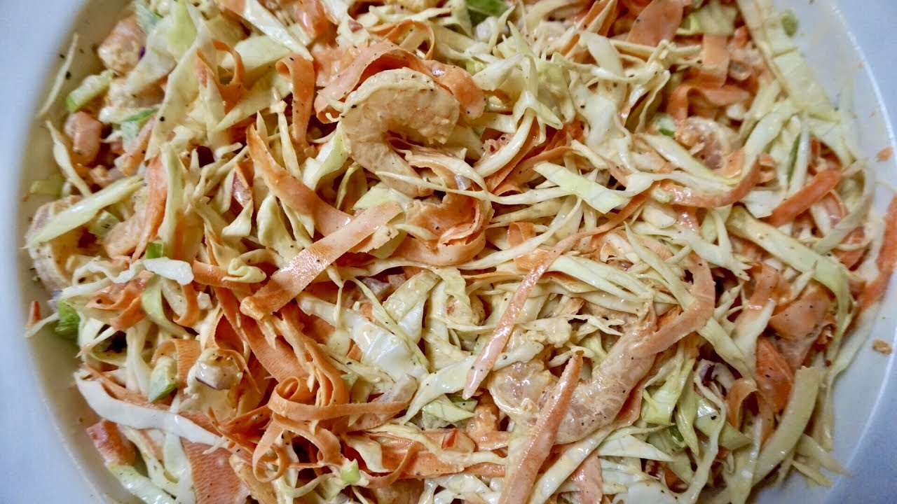 Ensalada de Col con Camarones