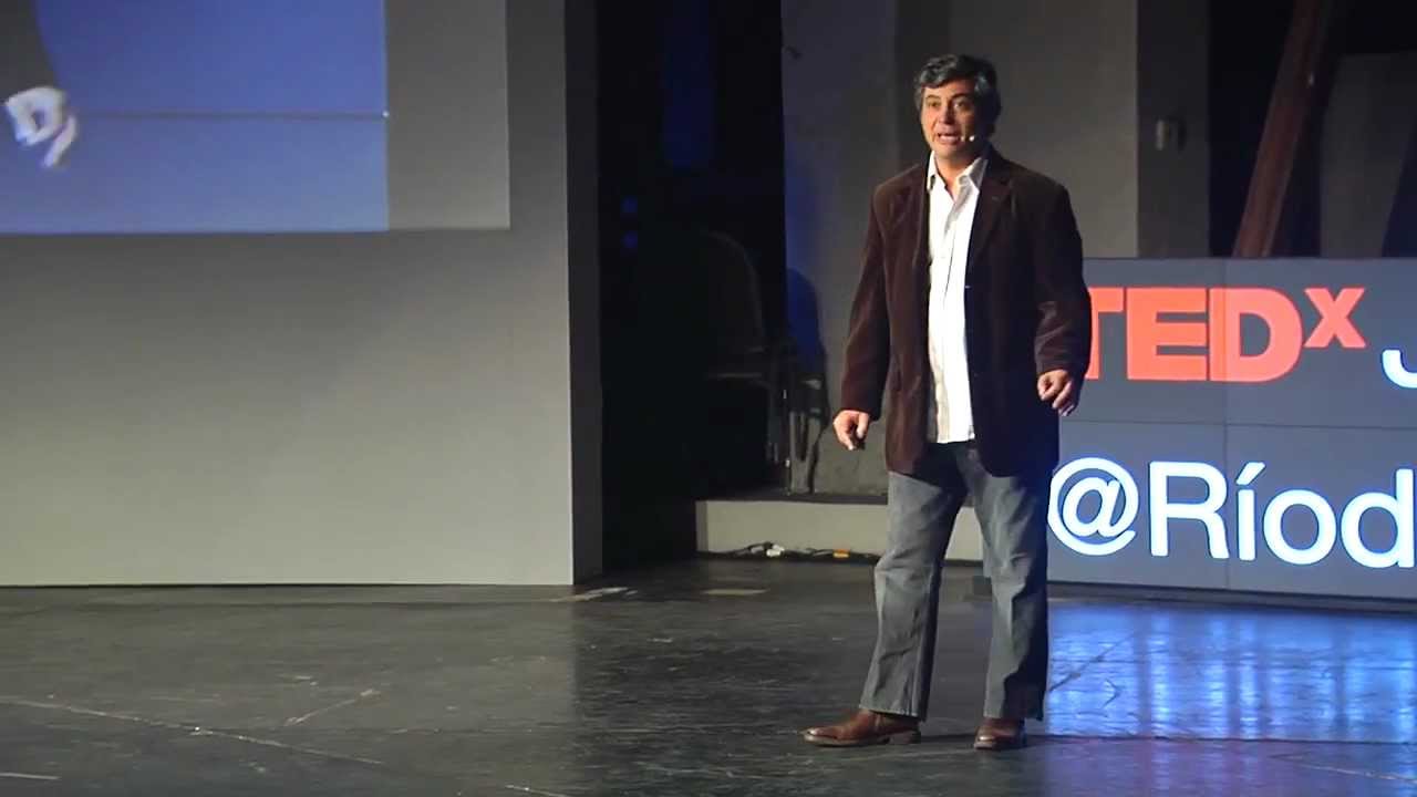 TEDxJoven@RíodelaPlata - Daniel Balmaceda - Otra mirada de la historia