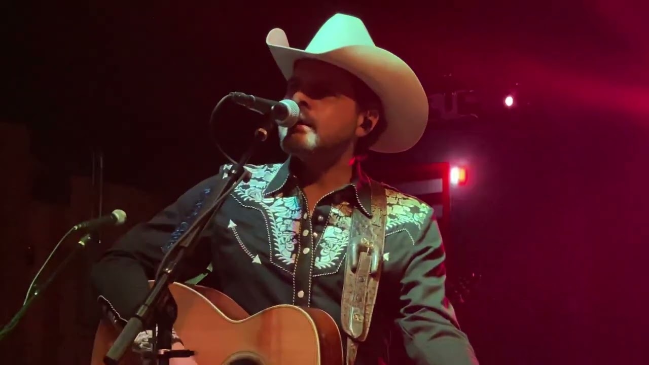 Rick Trevino -  Before the next teardrop falls & she thinks I still care
