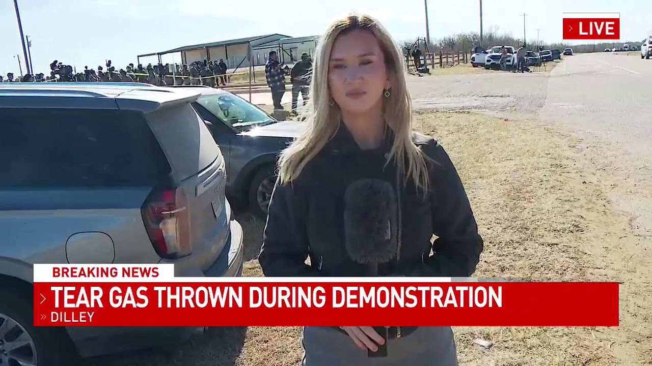 LIVE | Protesters hit with chemical irritants outside Dilley Detention Facility