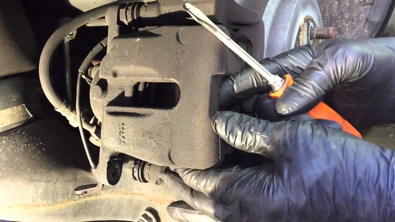 How To Replace Range Rover Rear Brake Pads