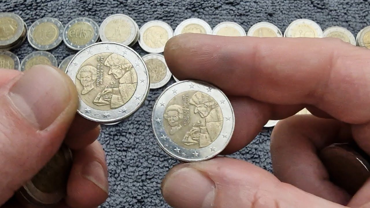 2 euro's coin hunt. 2000€ Rare! collectable coins.