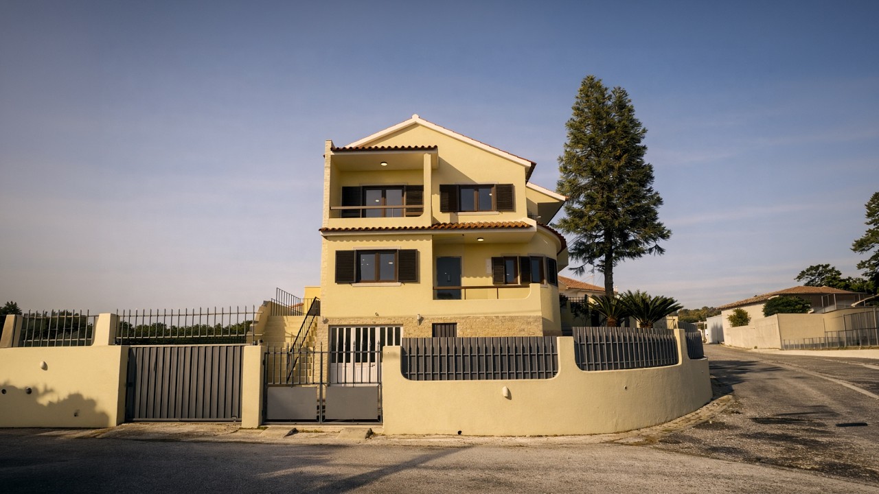 3 Bedroom Villa for Sale in Cascais | Ref.ª 42229