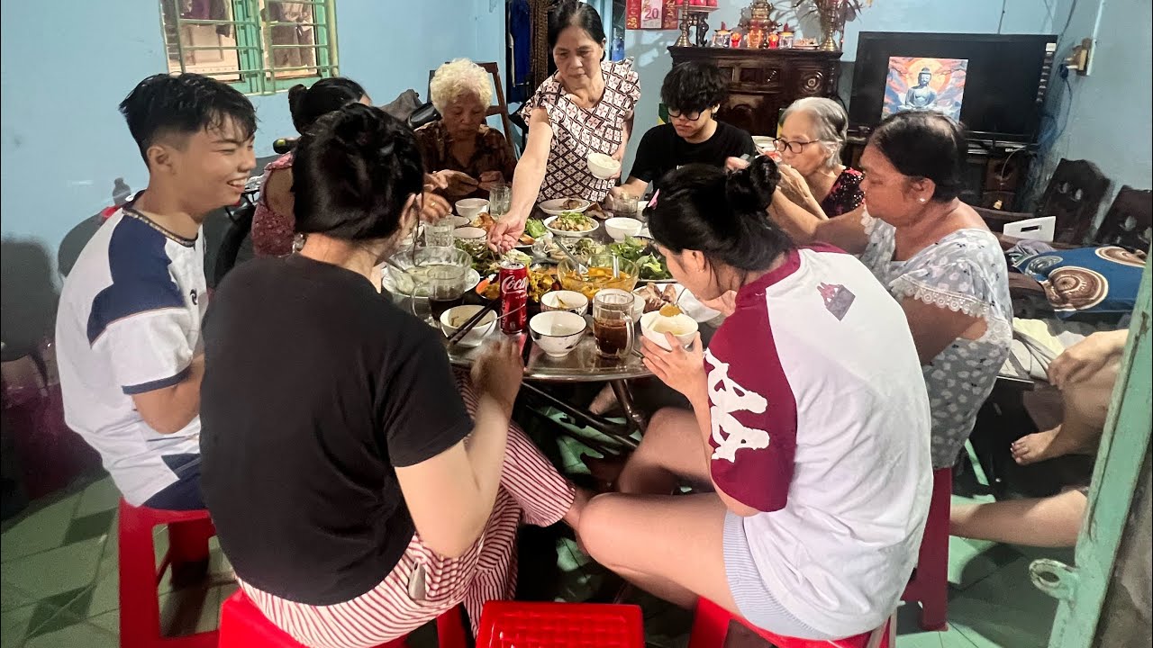đám giổ nội