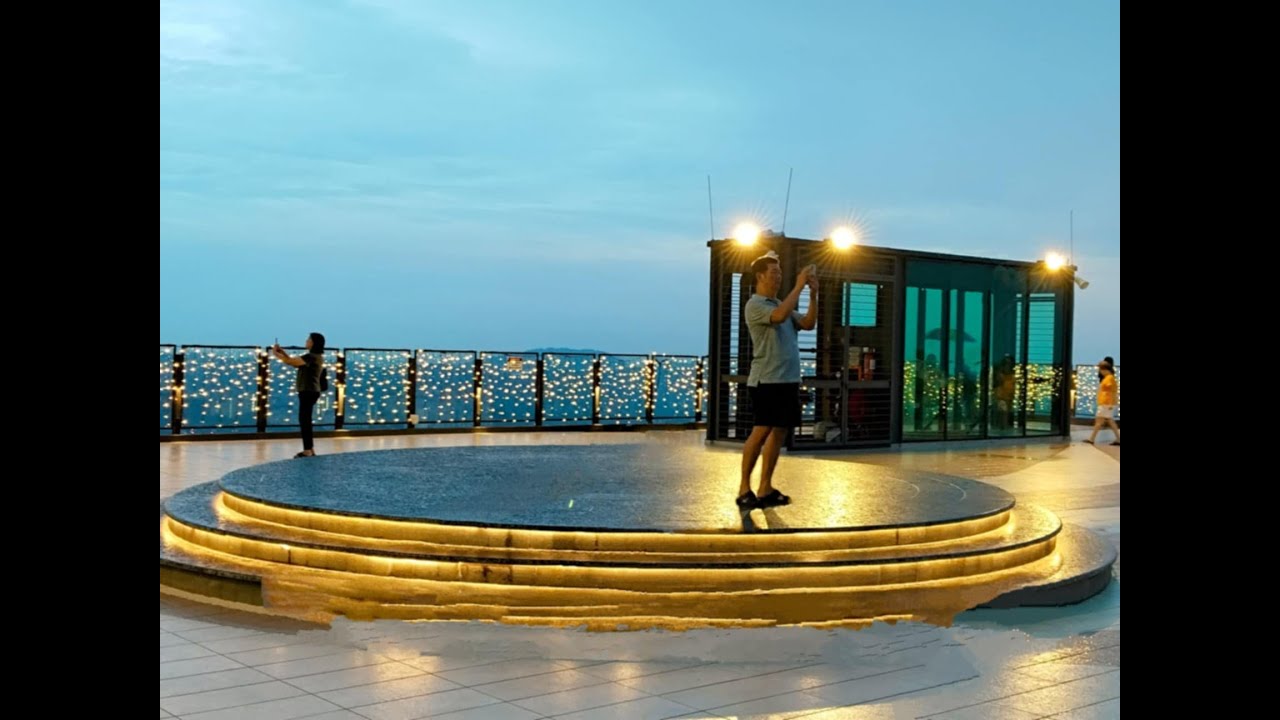 SKY DECK Bloomsvale  Residence @Rose_1957