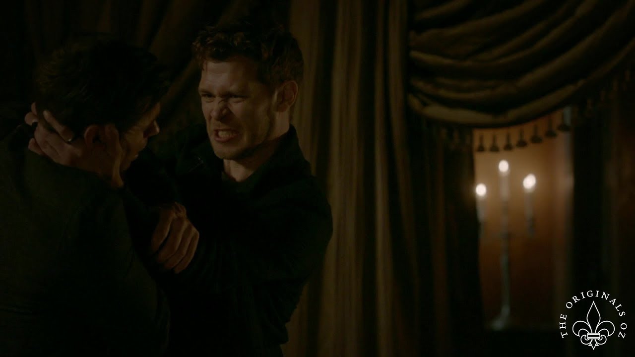The Originals 5x03 Klaus tries to bring Elijah home. Klaus attacks Elijah.