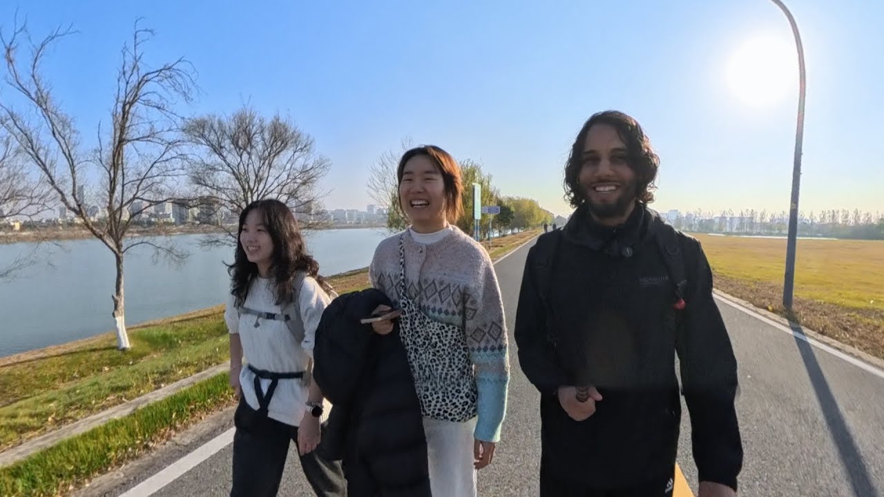 🇨🇳 I Chatted with Chinese People in English! #3 They Surprised Me 😲